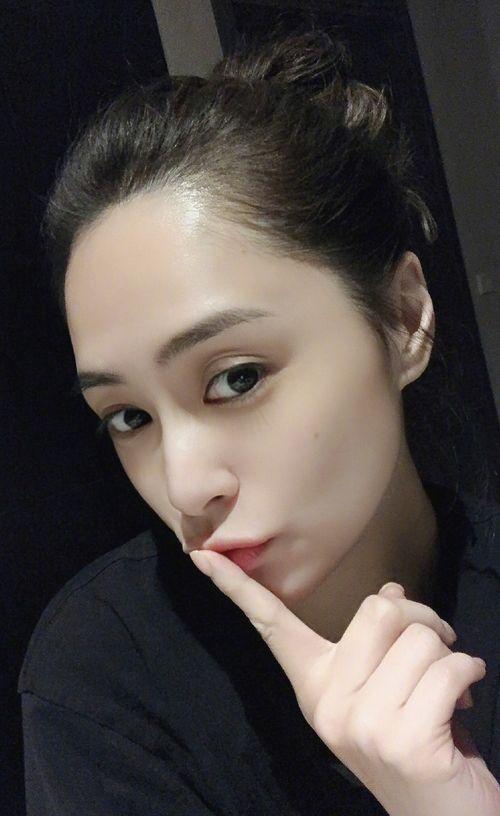 娱乐吃瓜女明星离婚,娱乐圈“吃瓜”女明星离婚大揭秘