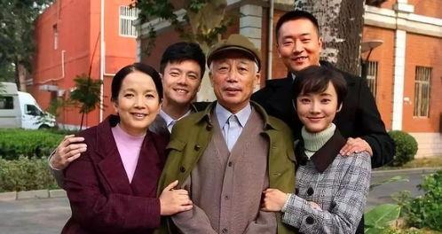 吃瓜娱乐圈制片人是谁,是谁一手打造了这个热门话题？